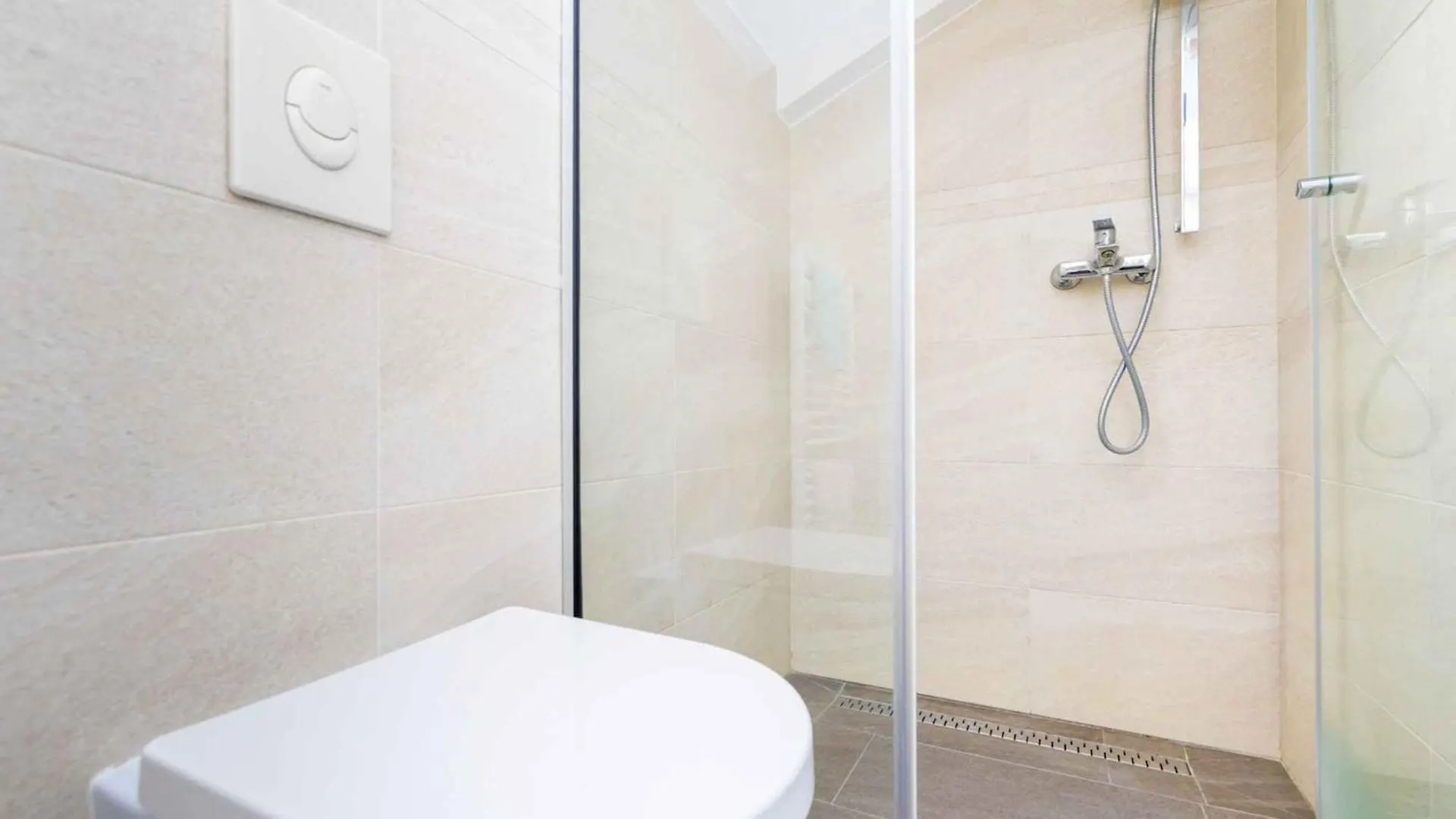 Apartment In Sveti Anton/Insel Krk - Insel Krk 53302